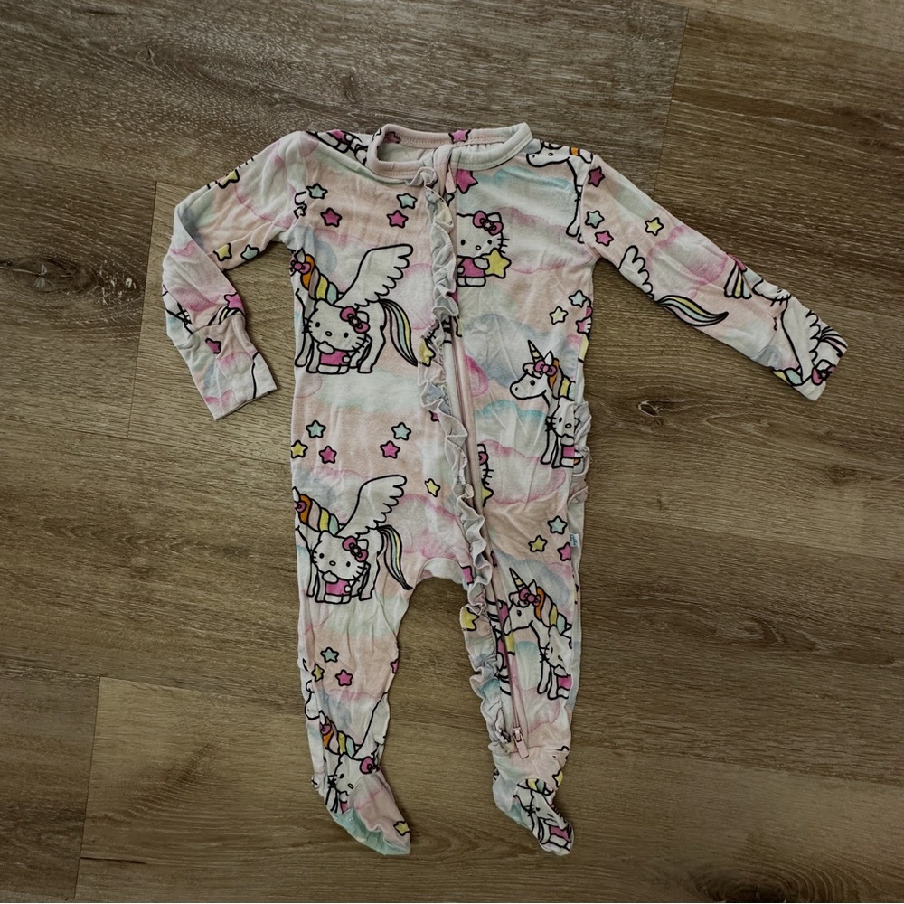 Hello kitty sleeper